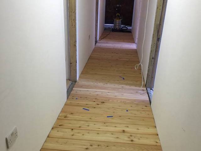 39 Larch floorboards Co2 Timber