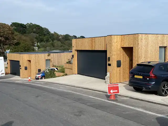 PAR Cladding 179 British Cedar par co2timber.co.uk